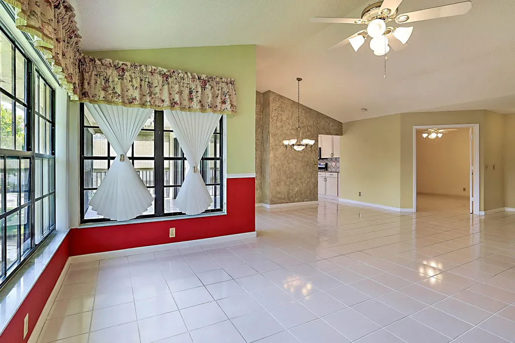 3283 Jog Park Drive Greenacres FL 33467