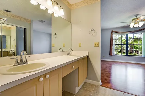 3283 Jog Park Drive Greenacres FL 33467