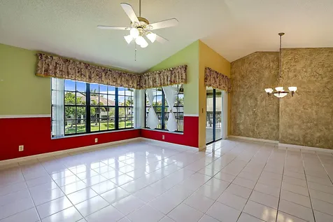 3283 Jog Park Drive Greenacres FL 33467