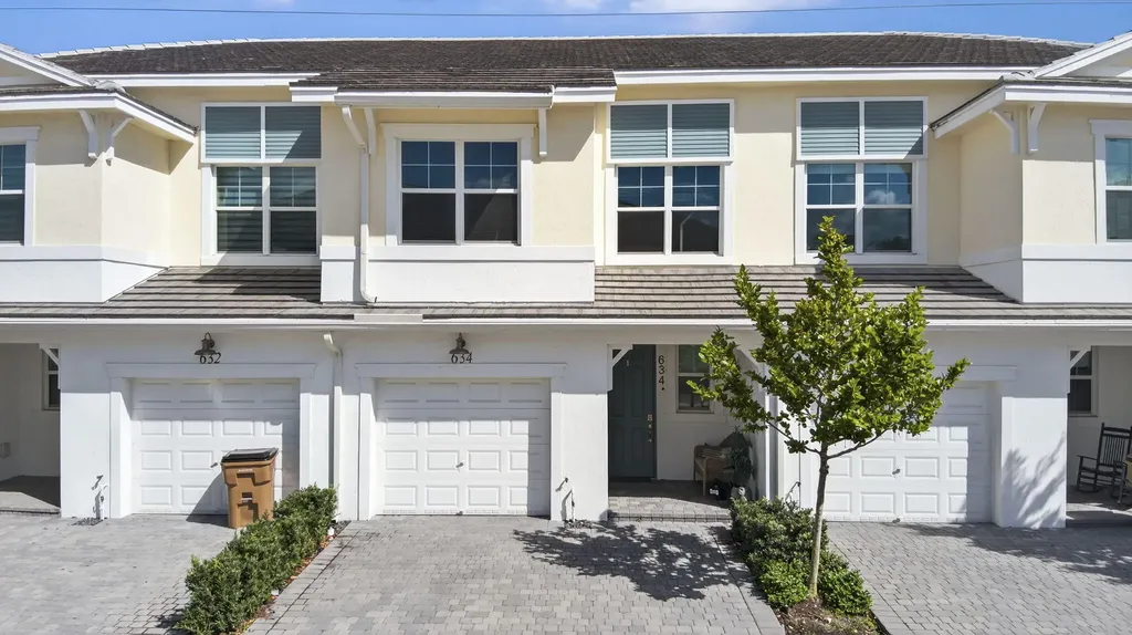 634 Parsons Way Deerfield Beach FL 33442