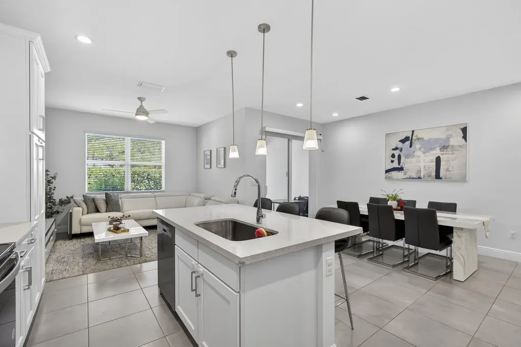 634 Parsons Way Deerfield Beach FL 33442