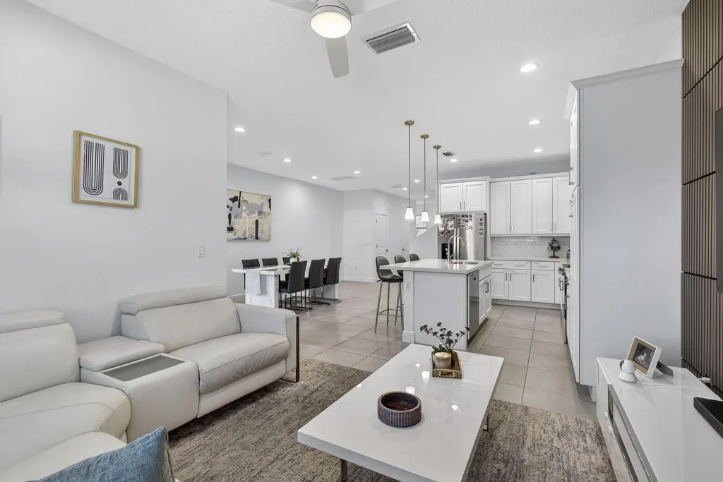 634 Parsons Way Deerfield Beach FL 33442