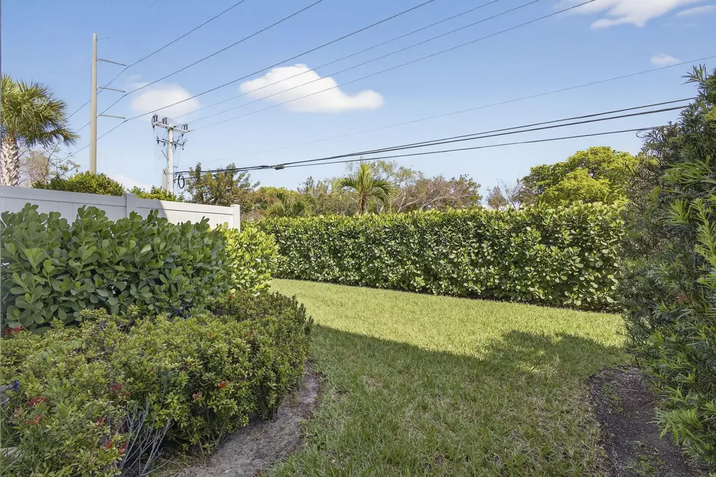 634 Parsons Way Deerfield Beach FL 33442