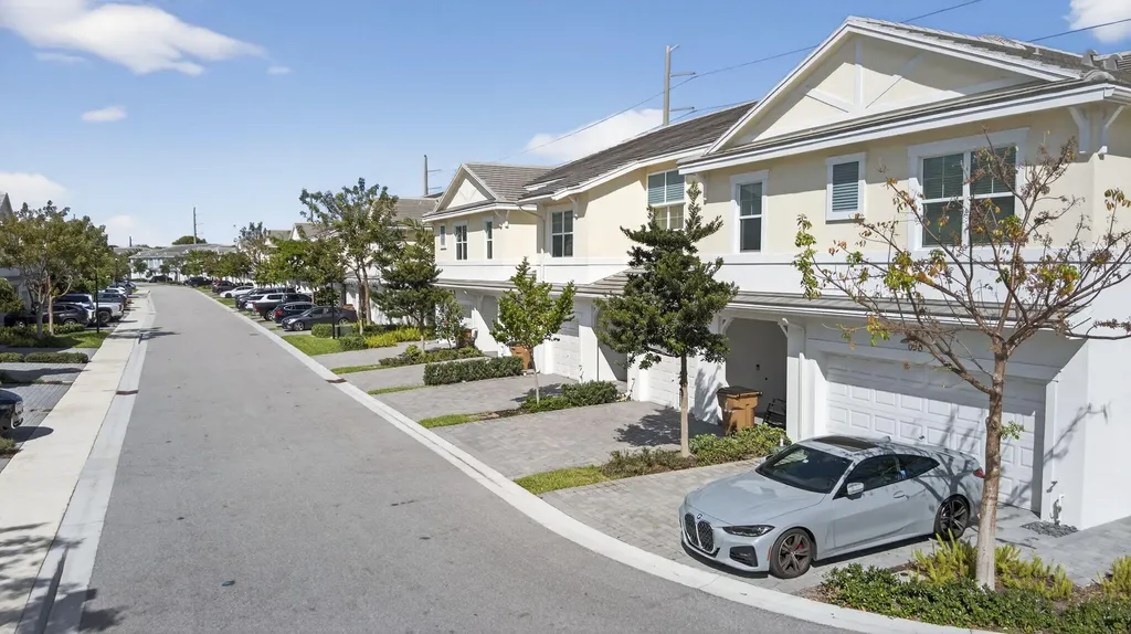 634 Parsons Way Deerfield Beach FL 33442