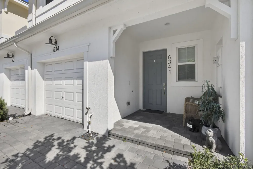 634 Parsons Way Deerfield Beach FL 33442