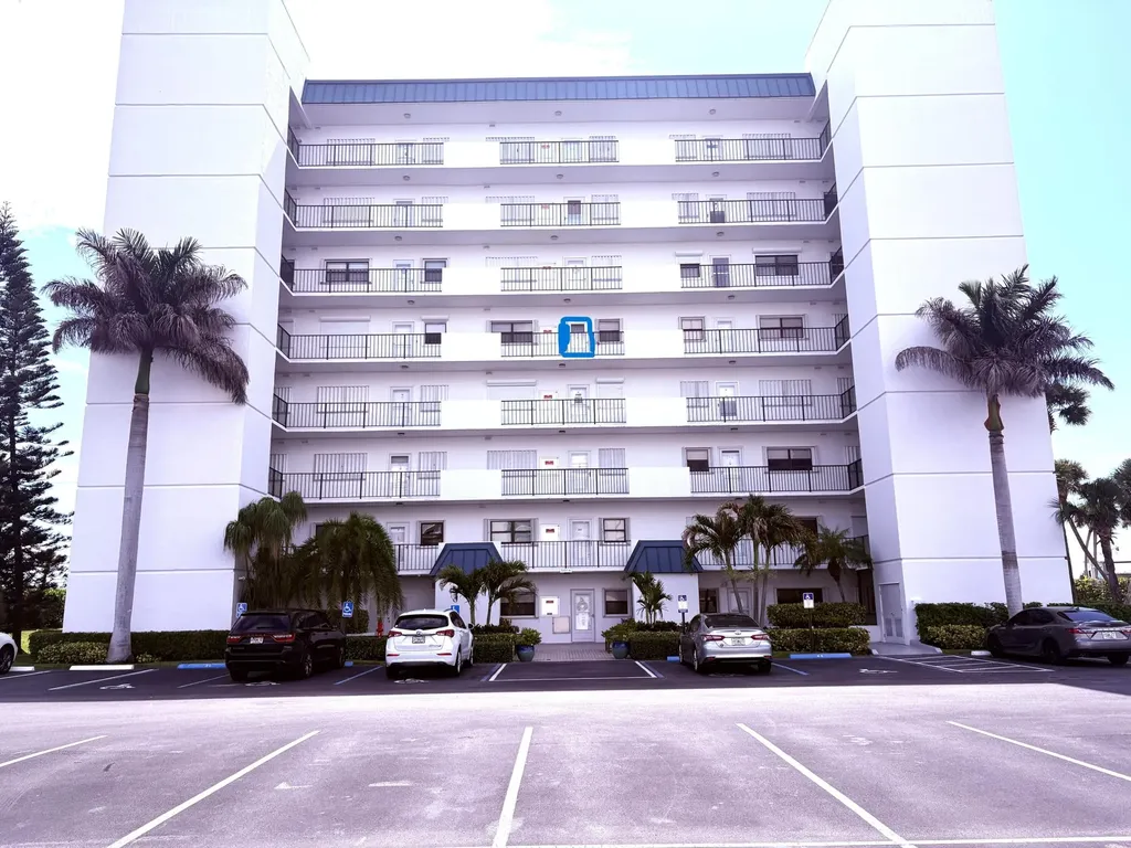 5151 N Highway A1a Fort Pierce FL 34949