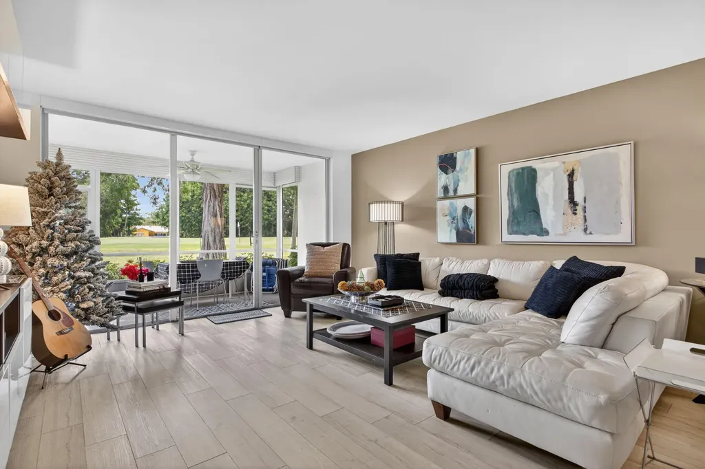 901 W Cypress Lane Pompano Beach FL 33069