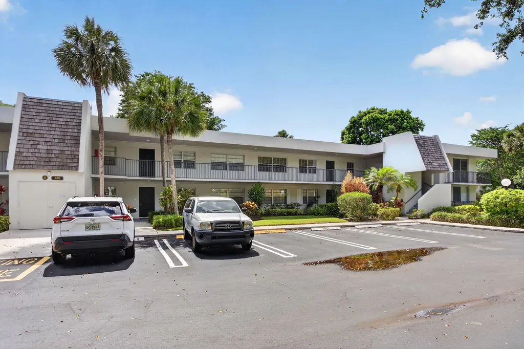 901 W Cypress Lane Pompano Beach FL 33069