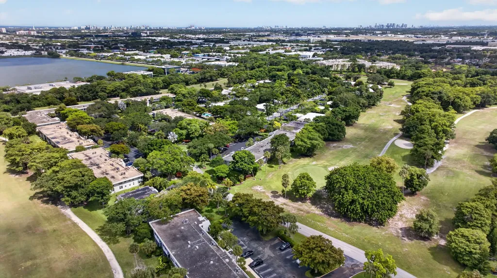 901 W Cypress Lane Pompano Beach FL 33069