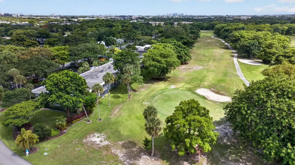 901 W Cypress Lane Pompano Beach FL 33069
