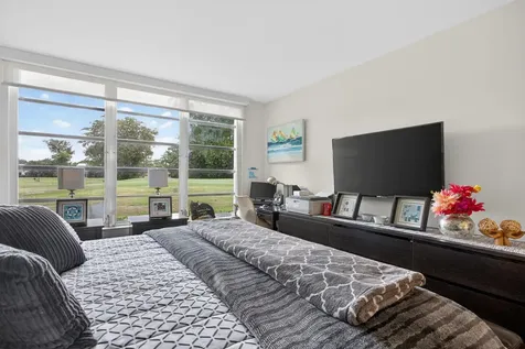 901 W Cypress Lane Pompano Beach FL 33069