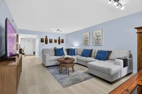 500 Oaks Lane Pompano Beach FL 33069
