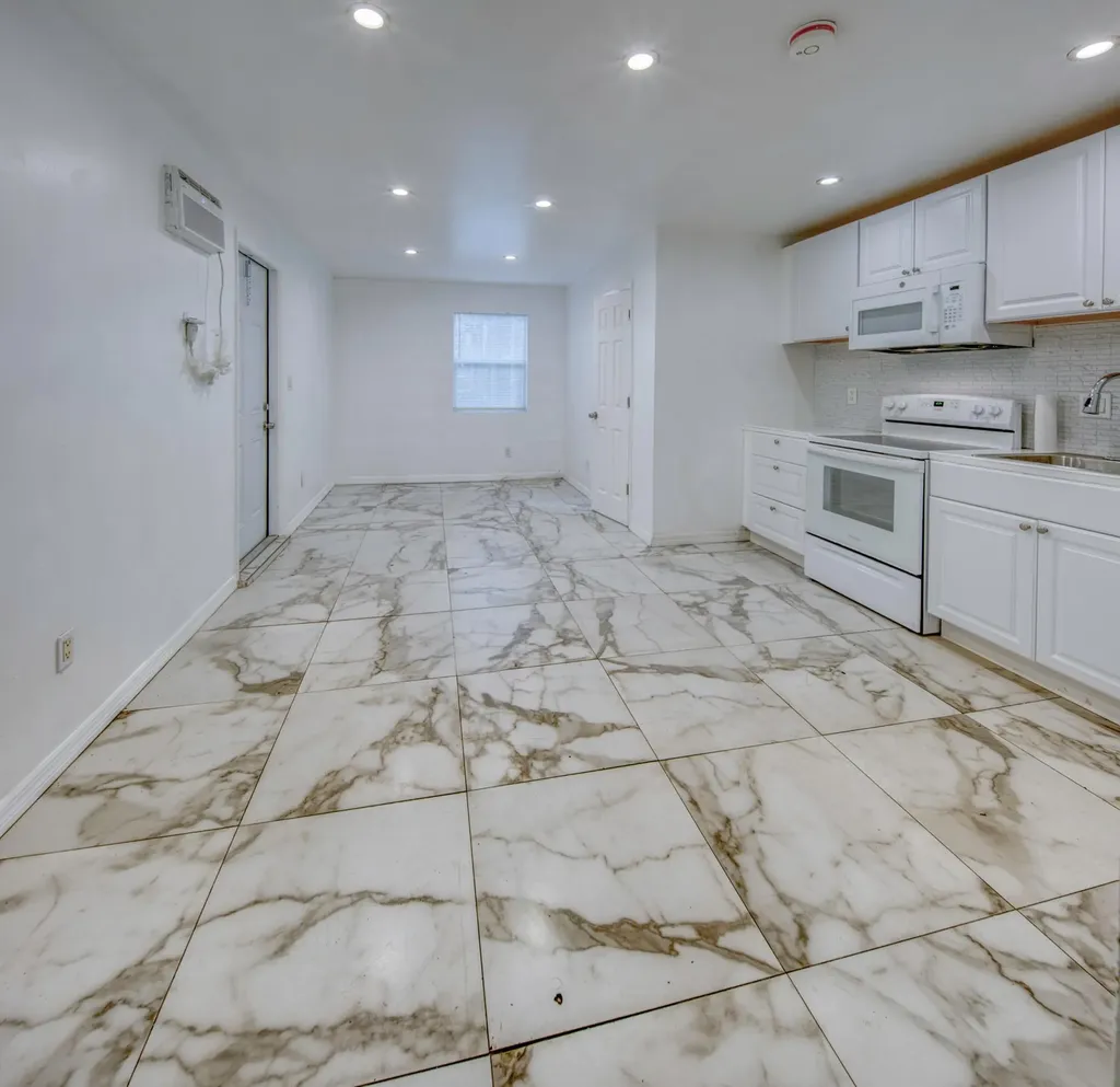 519 S M Street Lake Worth Beach FL 33460