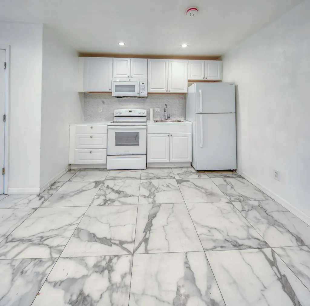 519 S M Street Lake Worth Beach FL 33460