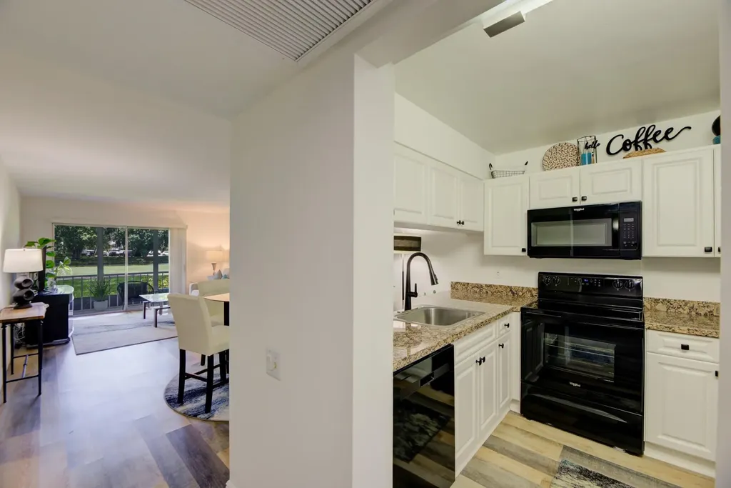 4502 Martinique Way Coconut Creek FL 33066