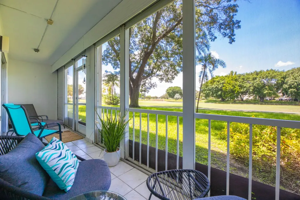 4502 Martinique Way Coconut Creek FL 33066
