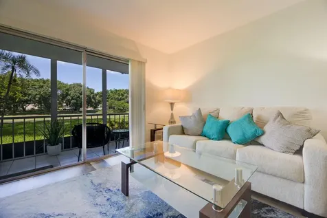 4502 Martinique Way Coconut Creek FL 33066