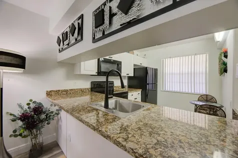 4502 Martinique Way Coconut Creek FL 33066
