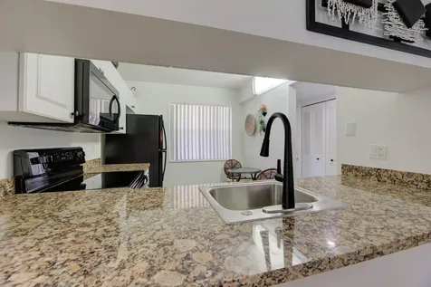 4502 Martinique Way Coconut Creek FL 33066
