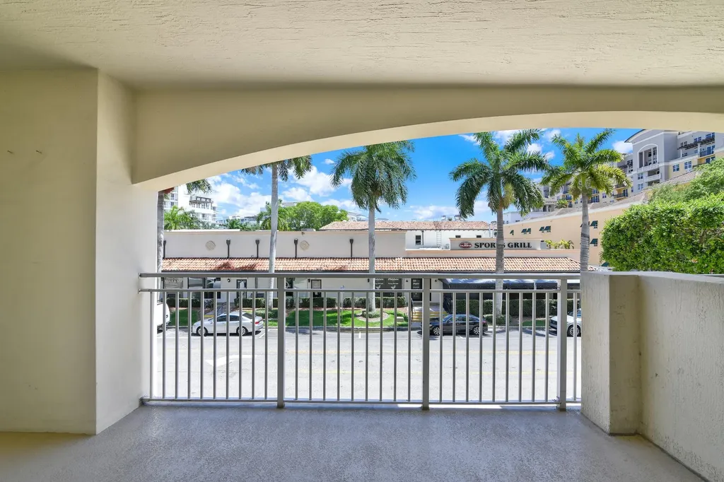 99 SE Mizner Boulevard Boca Raton FL 33432