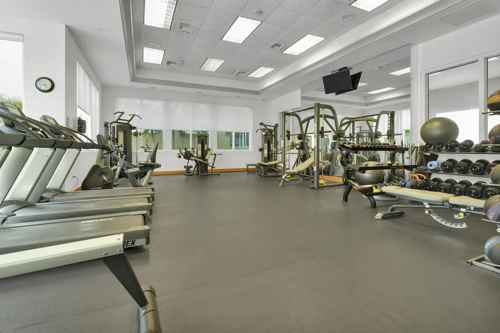 99 SE Mizner Boulevard Boca Raton FL 33432