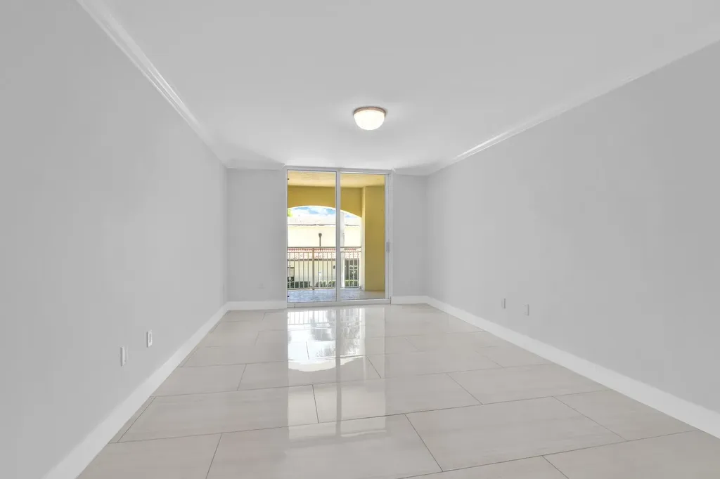 99 SE Mizner Boulevard Boca Raton FL 33432
