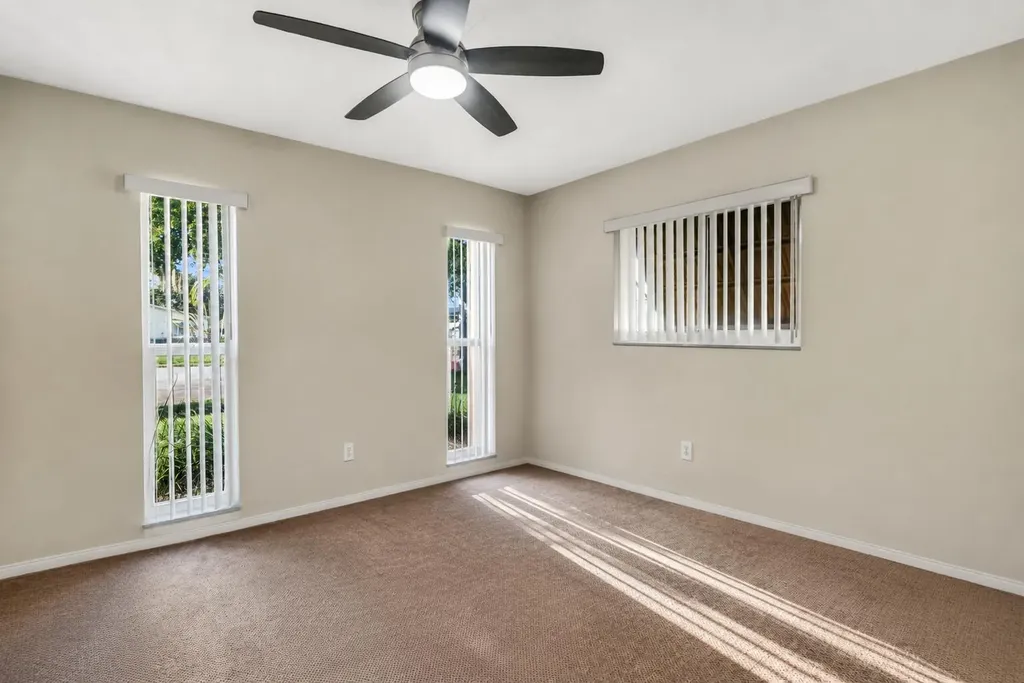 6270 Sherman Street Hollywood FL 33024