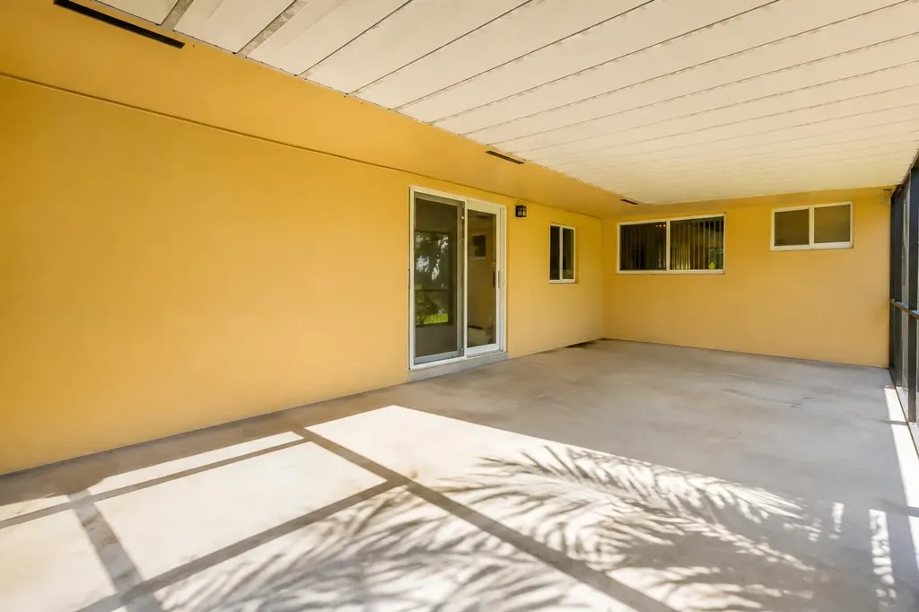 6270 Sherman Street Hollywood FL 33024