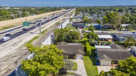 6270 Sherman Street Hollywood FL 33024