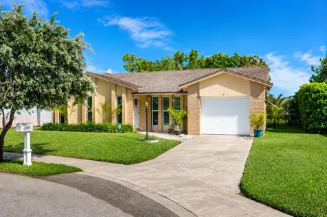 6270 Sherman Street Hollywood FL 33024