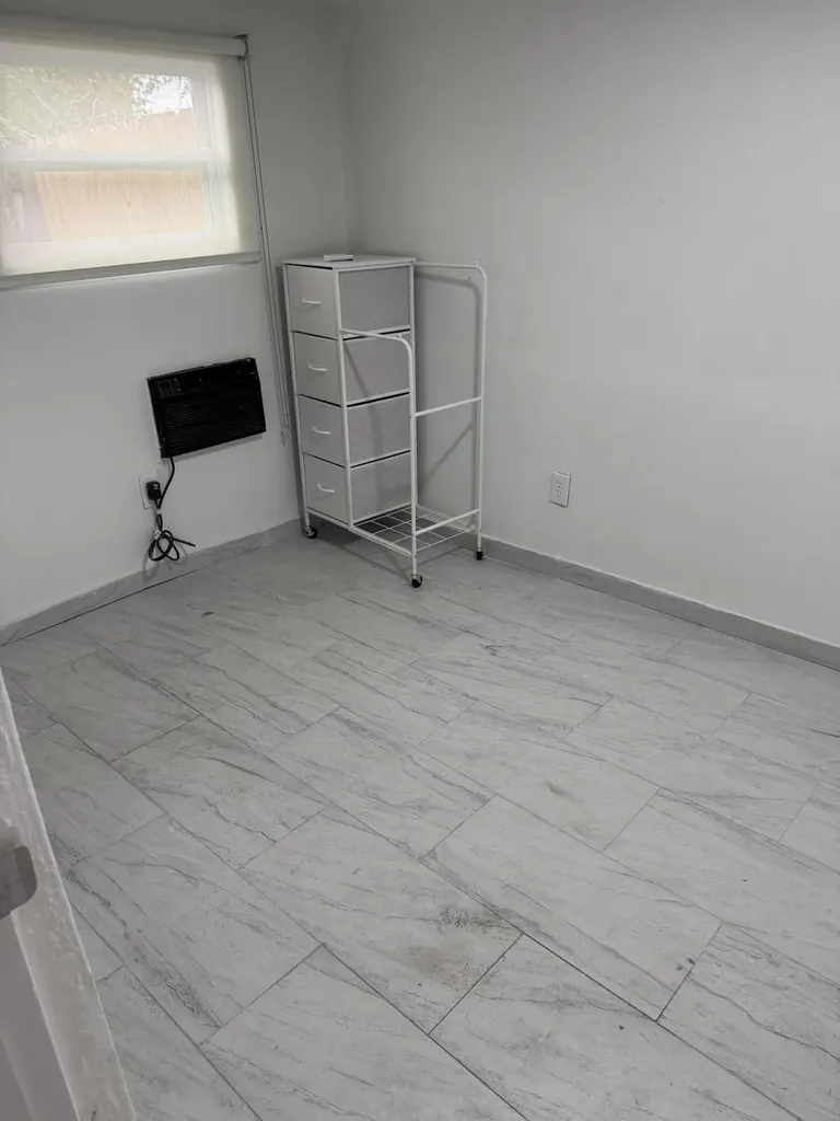 6963 SW 19th Street N North Lauderdale FL 33068