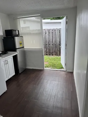 6963 SW 19th Street N North Lauderdale FL 33068