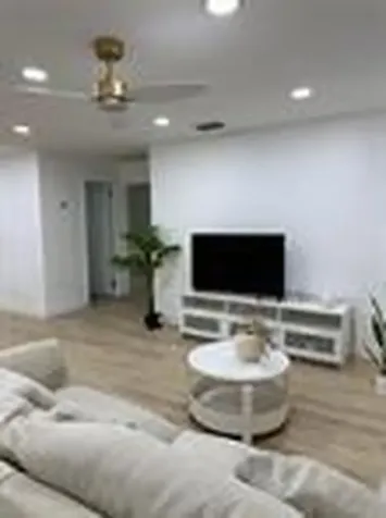 3693 Lakewood Road Palm Springs FL 33461