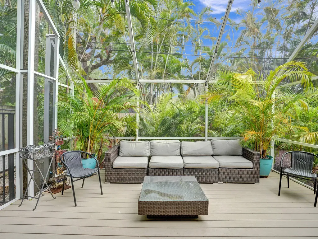 1625 SE 2nd Court Fort Lauderdale FL 33301