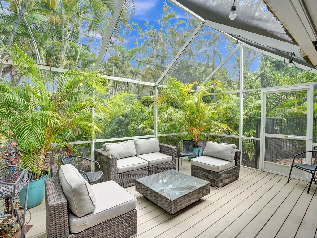1625 SE 2nd Court Fort Lauderdale FL 33301
