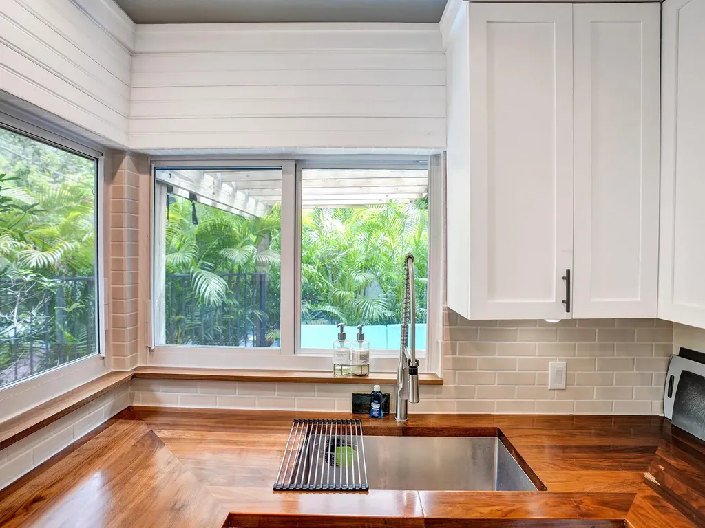 1625 SE 2nd Court Fort Lauderdale FL 33301