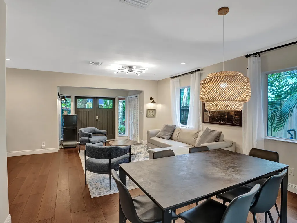 1625 SE 2nd Court Fort Lauderdale FL 33301
