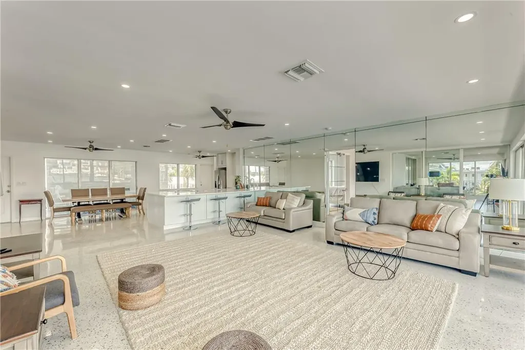 2717 Yacht Club Boulevard Fort Lauderdale FL 33304