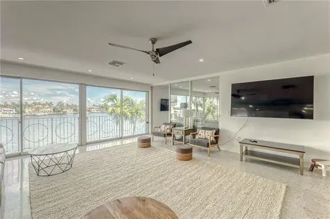 2717 Yacht Club Boulevard Fort Lauderdale FL 33304