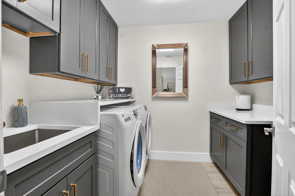 5801 Coach House Circle Boca Raton FL 33486