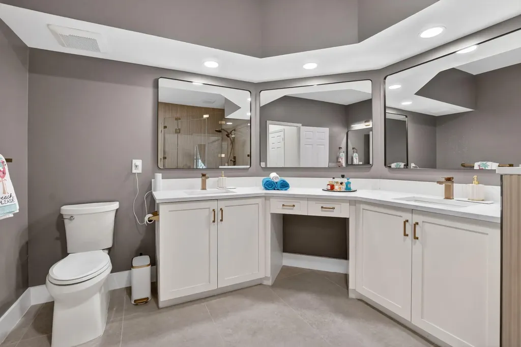 5801 Coach House Circle Boca Raton FL 33486