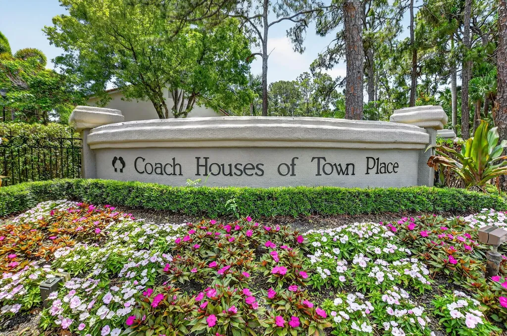 5801 Coach House Circle Boca Raton FL 33486