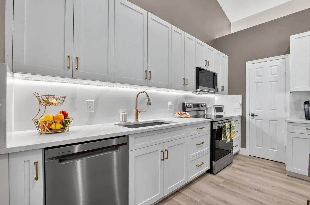 5801 Coach House Circle Boca Raton FL 33486