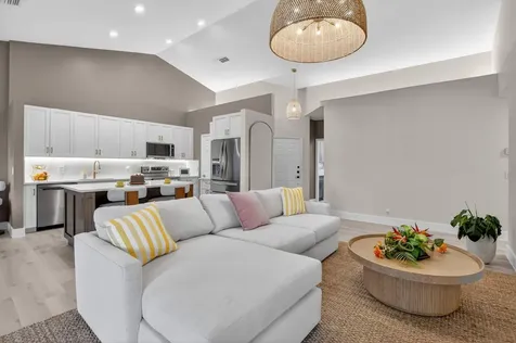 5801 Coach House Circle Boca Raton FL 33486