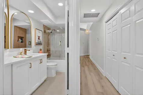5801 Coach House Circle Boca Raton FL 33486