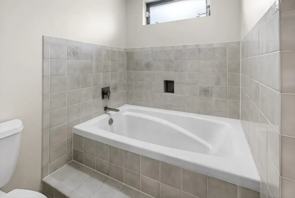 3001 Eagle Drive Delray Beach FL 33444