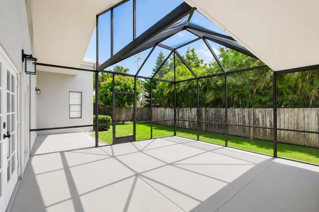 3001 Eagle Drive Delray Beach FL 33444