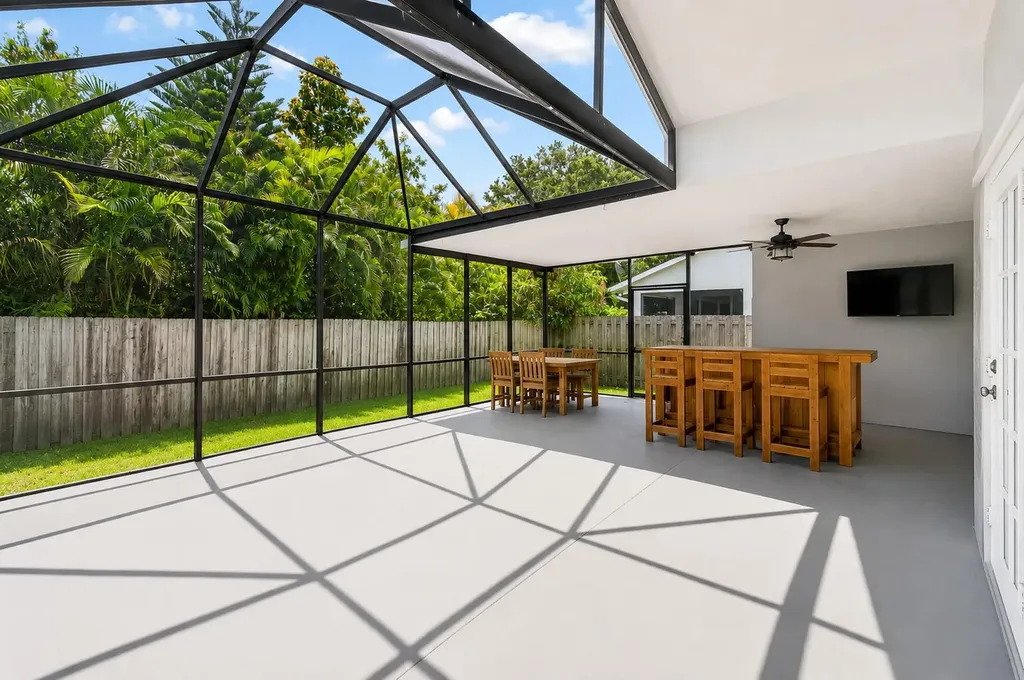 3001 Eagle Drive Delray Beach FL 33444