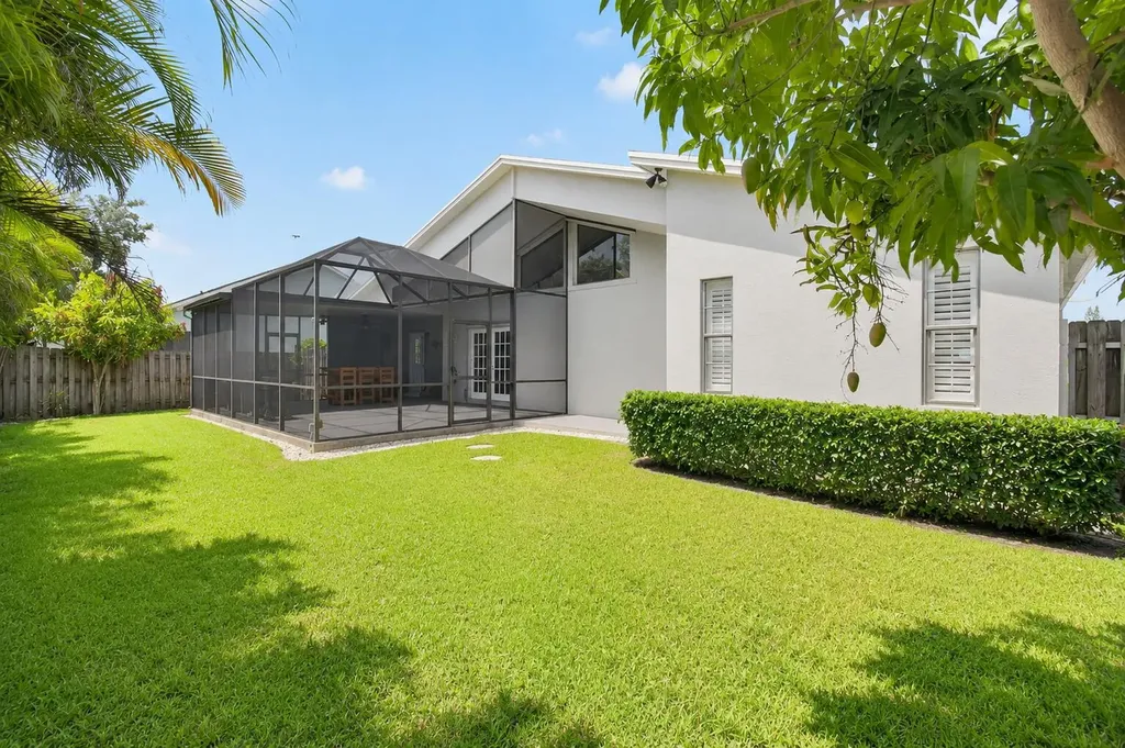 3001 Eagle Drive Delray Beach FL 33444