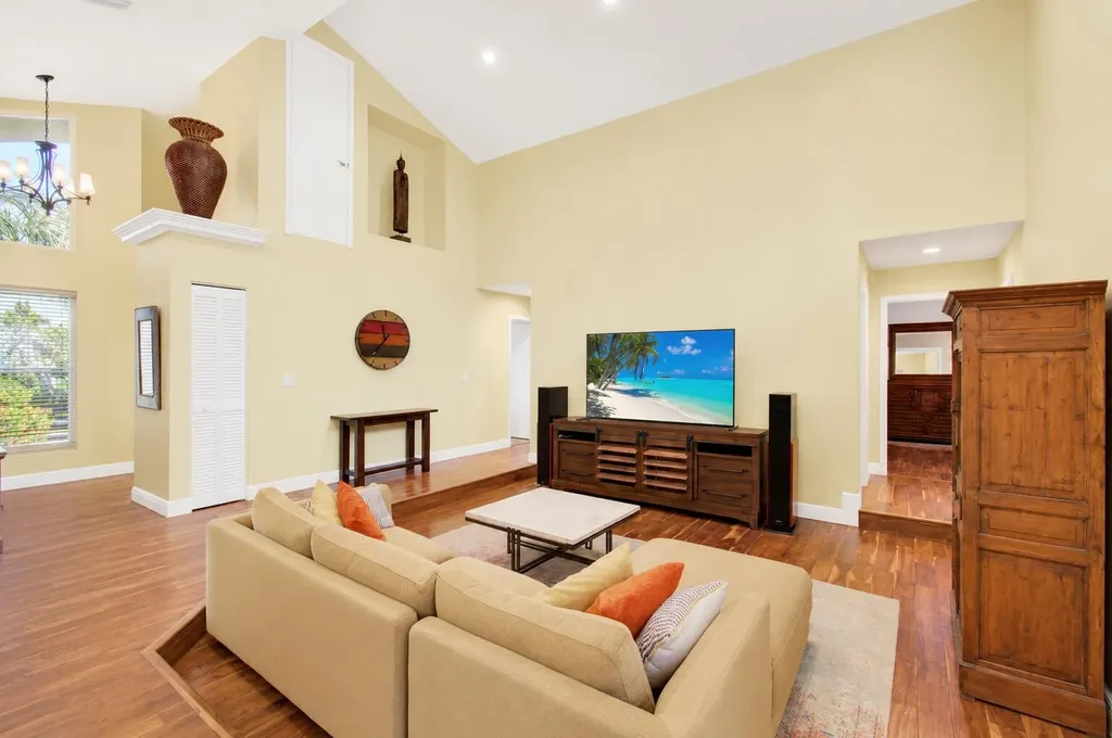 3001 Eagle Drive Delray Beach FL 33444